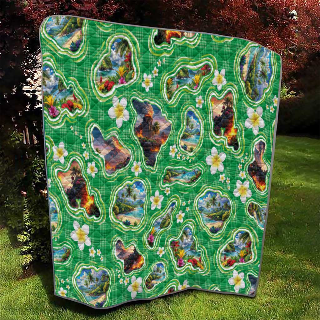 Hawaii Map with Plumeria Flower and Palaka Pattern Quilt Tropical Island Green Design