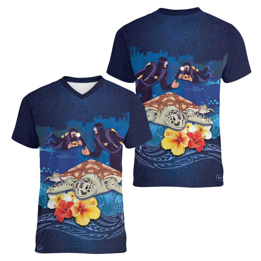 Polynesian Scuba Diving Women V-Neck T-Shirt Honu with Hibiscus and Plumeria Flower and Tapa Tribal Pattern
