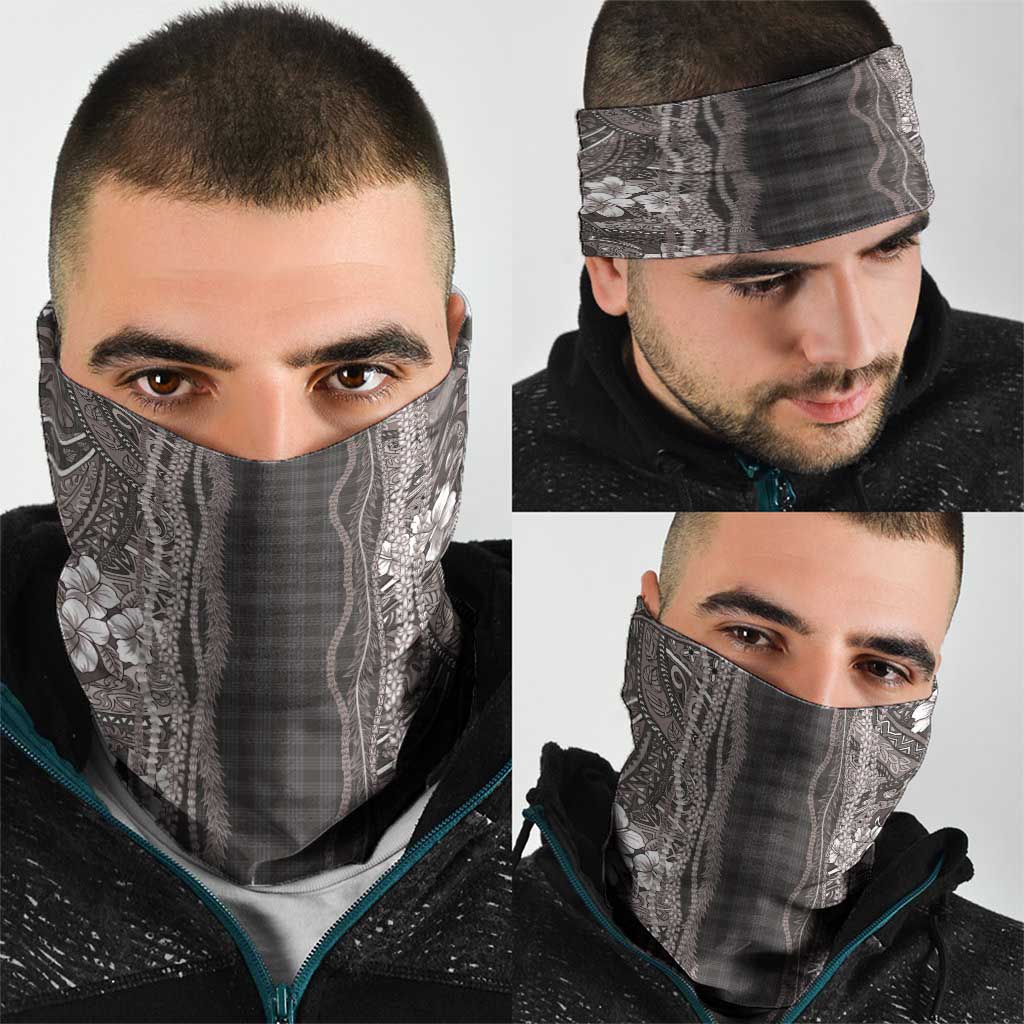 Hawaiian Art Flower Tribal with Lei Neck Gaiter Palaka Pattern Grayscale - Polynesian Pride