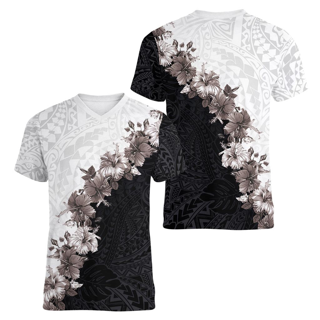 Hawaii Grayscale Hibiscus Flowers Women V-Neck T-Shirt Polynesian Pattern With Half Black White Version
