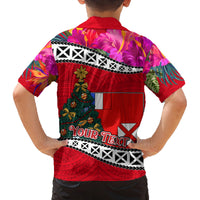 Custom Wallis and Futuna Christmas Family Matching Off Shoulder Long Sleeve Dress and Hawaiian Shirt Santa Claus Holding Coat of Arms Polynesian Xmas Style LT03 - Polynesian Pride
