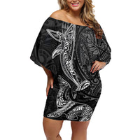 Hawaiian Monk Seal and Whale Family Matching Off Shoulder Short Dress and Hawaiian Shirt Kakau Tribal Pattern Grayscale LT03 Mom's Dress Black - Polynesian Pride