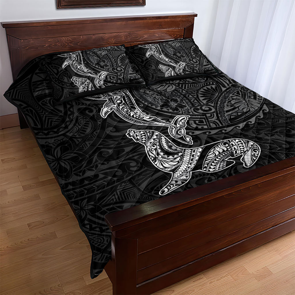 Hawaiian Monk Seal and Whale Quilt Bed Set Kakau Tribal Pattern Grayscale