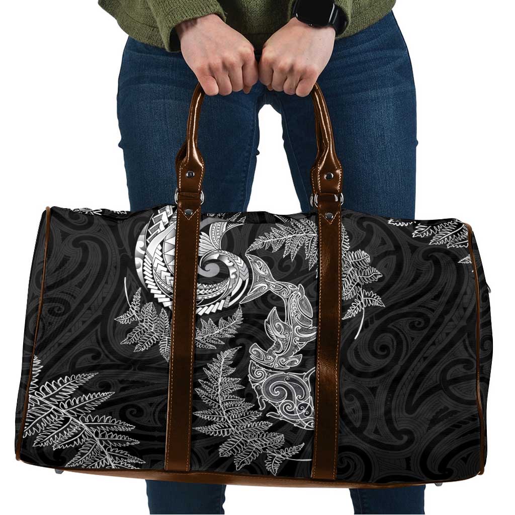 New Zealand Sea Animals with Maori Tribal Tattoo Travel Bag Shark Manta Ray with Silver Fern Black LT03 Black - Polynesian Pride