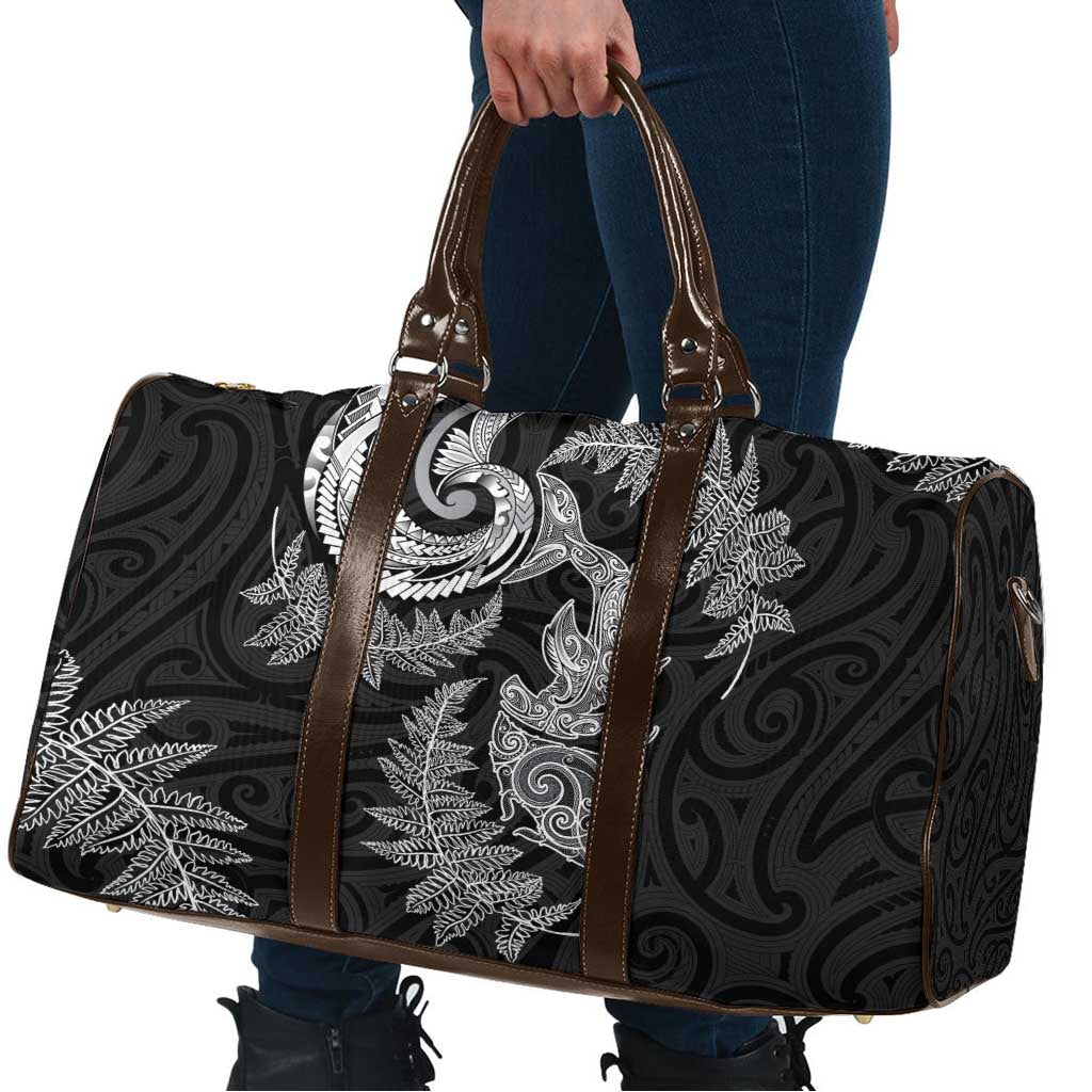 New Zealand Sea Animals with Maori Tribal Tattoo Travel Bag Shark Manta Ray with Silver Fern Black LT03 - Polynesian Pride