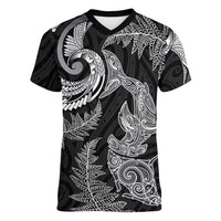 New Zealand Sea Animals with Maori Tribal Tattoo Women V-Neck T-Shirt Shark Manta Ray with Silver Fern Black LT03 Female Black - Polynesian Pride