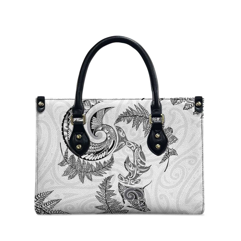 New Zealand Sea Animals with Maori Tribal Tattoo Leather Bag Shark Manta Ray with Silver Fern White LT03 - Polynesian Pride