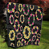 Hawaiian Kakau Tattoo Leis and Palaka Pattern Quilt Traditional Aloha Tribal Black Color