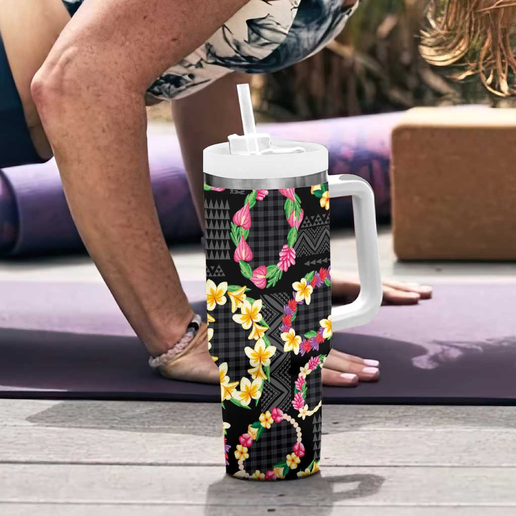 Hawaiian Kakau Tattoo Leis and Palaka Pattern Tumbler With Handle Traditional Aloha Tribal Black Color