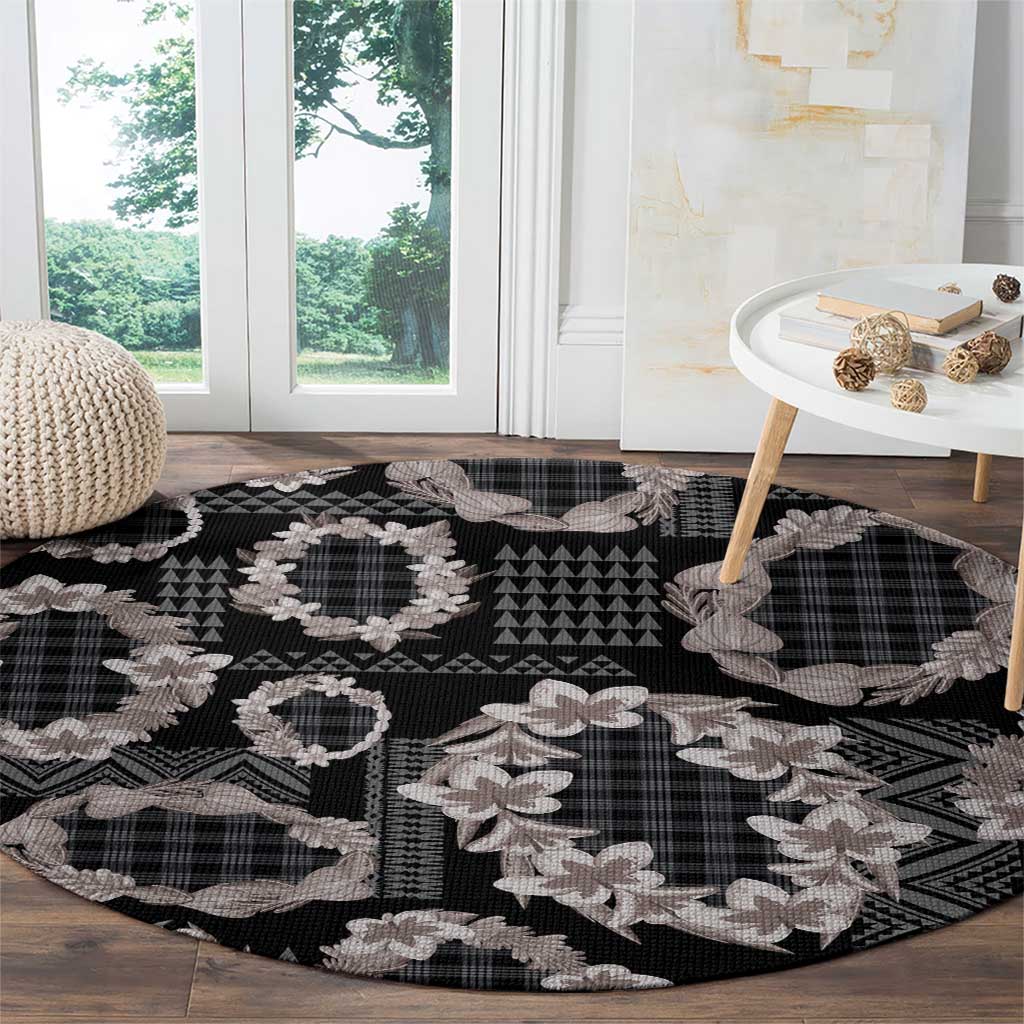 Hawaiian Leis Round Carpet Kakau Tattoos and Palaka Pastel Grayscale