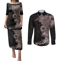 Hawaiian Tropical Plants and Chameleon Couples Matching Puletasi and Long Sleeve Button Shirt Polynesian Art Grayscale - Polynesian Pride