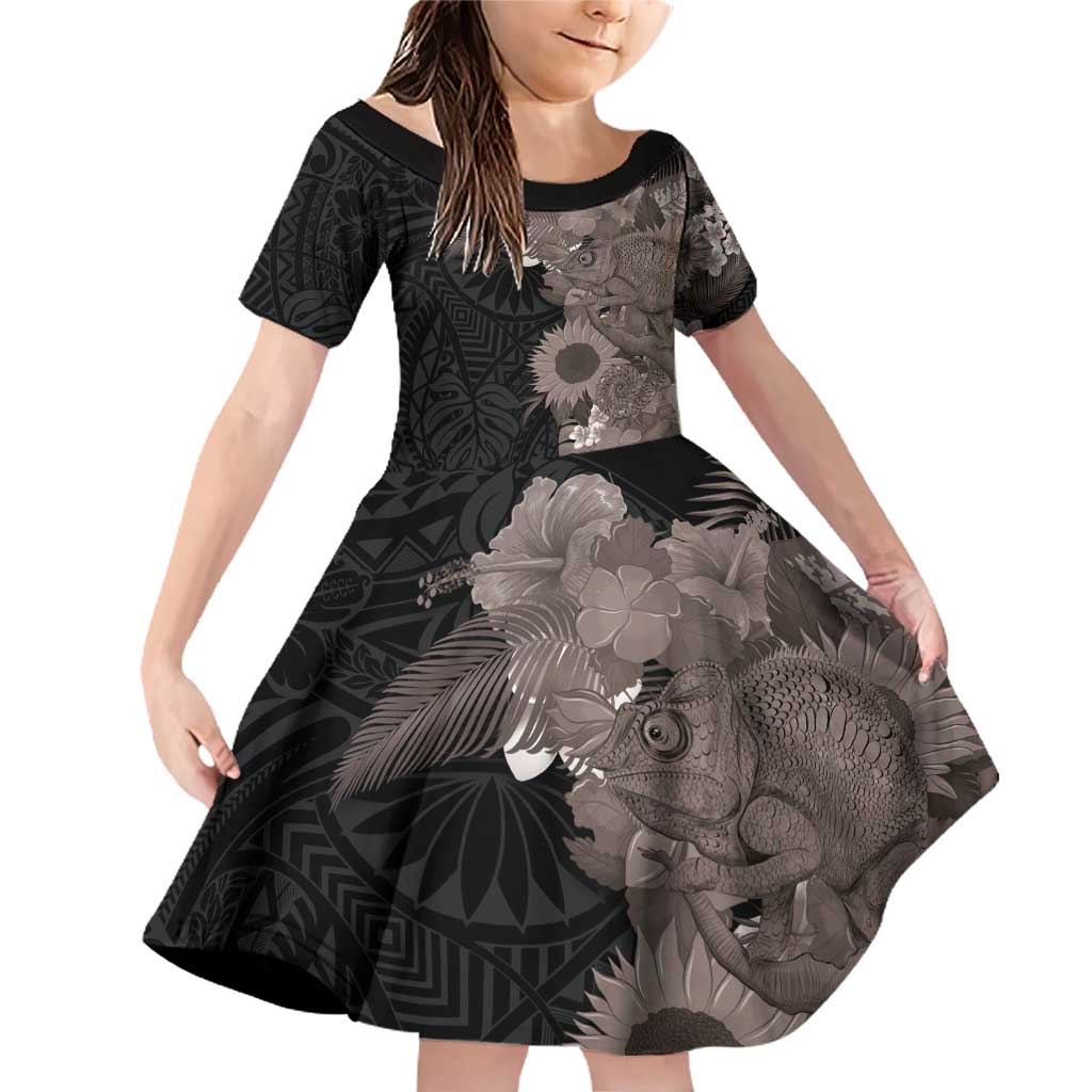 Hawaiian Tropical Plants and Chameleon Family Matching Off Shoulder Short Dress and Hawaiian Shirt Polynesian Art Grayscale LT03 Daughter's Dress Black - Polynesian Pride