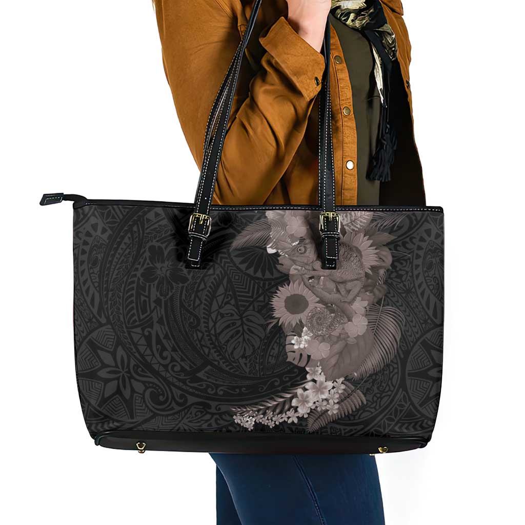 Hawaiian Tropical Plants and Chameleon Leather Tote Bag Polynesian Art Grayscale - Polynesian Pride