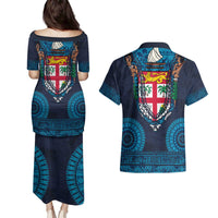 Fiji Coat of Arms Traditional Dashiki Couples Matching Puletasi and Hawaiian Shirt Tapa Art and Palm Leaves Pattern Dark Navy Color - Polynesian Pride