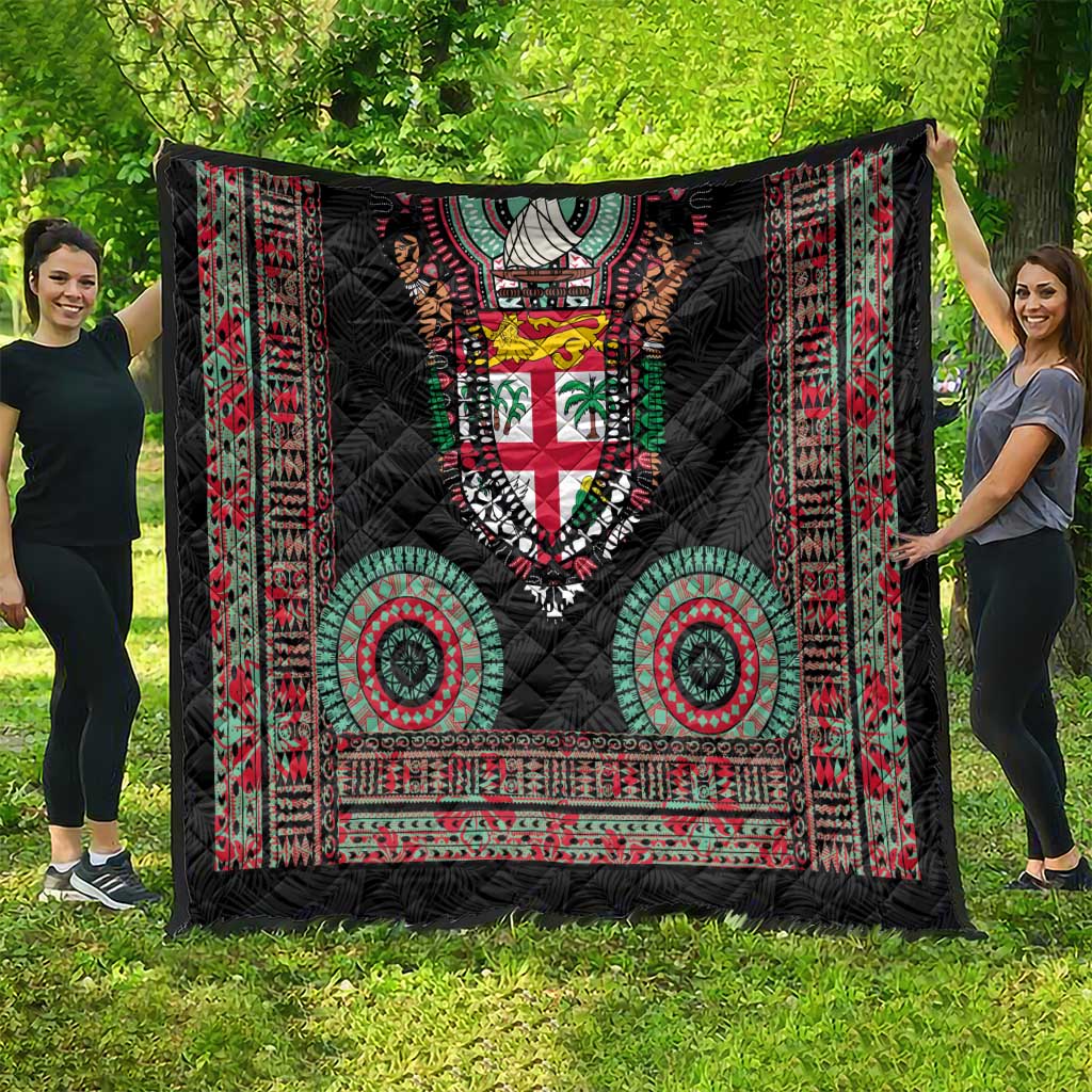 Fiji Coat of Arms Traditional Dashiki Quilt Tapa Art and Palm Leaves Pattern Black Color - Polynesian Pride