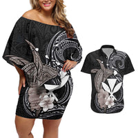 Hawaiian Whale and Kanaka Maoli Symbol Couples Matching Off Shoulder Short Dress and Hawaiian Shirt Hibiscus with Hawaii Map and Polynesian Tattoo Grayscale Color LT03 Black - Polynesian Pride