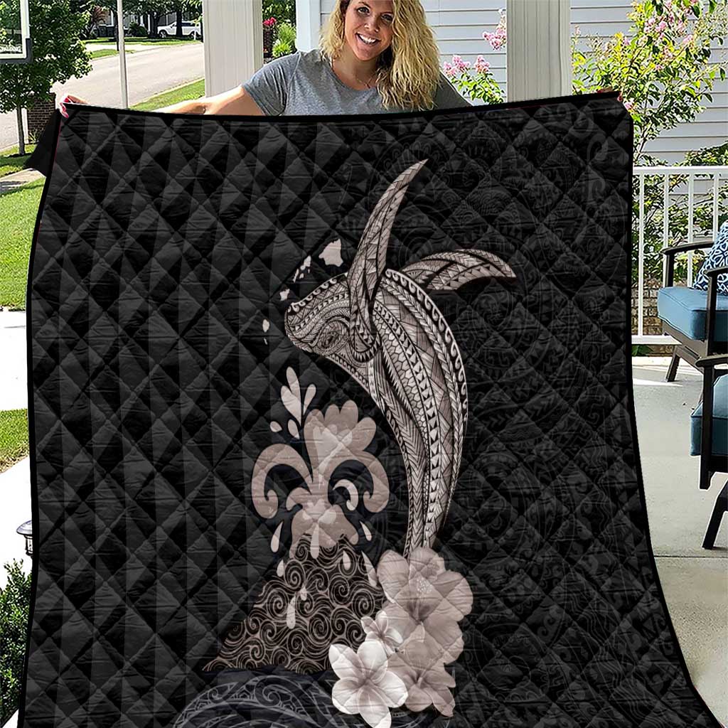 Hawaiian Whale and Volcanic Eruption Quilt Hibiscus and Kakau Pattern Grayscale Color LT03 Black - Polynesian Pride