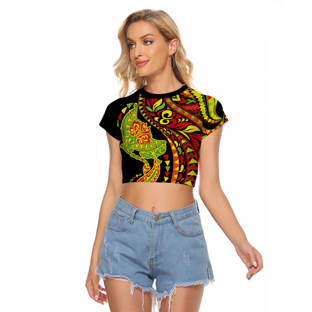 Hawaiian Manta Ray and Hammerhead Shark Tribal Tattoo Raglan Cropped T Shirt with Polynesian Tribal Pattern Kanaka Maoli Flag Color LT03 Female Multicolor - Polynesian Pride