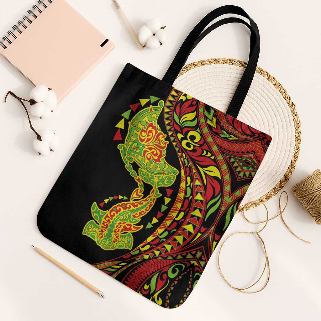 Hawaiian Manta Ray and Hammerhead Shark Tribal Tattoo Tote Bag with Polynesian Tribal Pattern Kanaka Maoli Flag Color LT03 Black Strap One Size Multicolor - Polynesian Pride