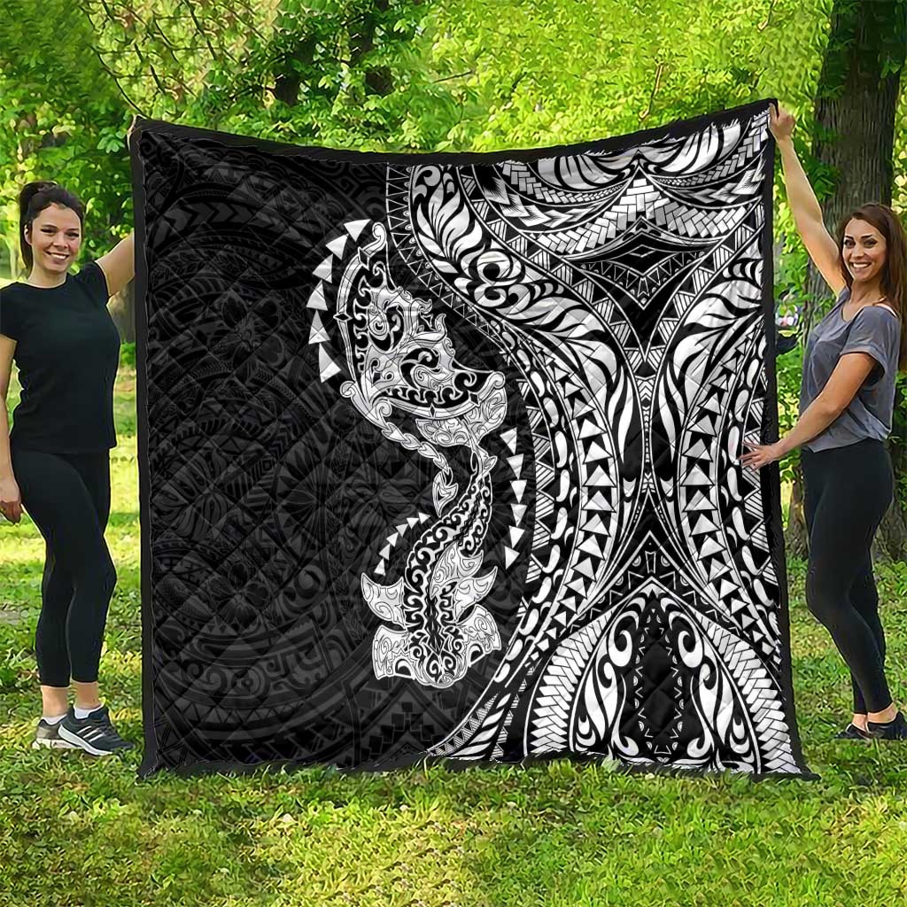 Hawaiian Manta Ray and Hammerhead Shark Tribal Tattoo Quilt with Polynesian Tribal Pattern Black-White Color