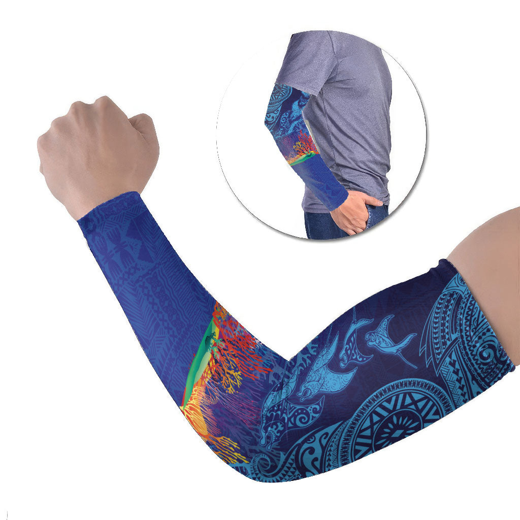 Fijian Tribal Manta Ray Arm Sleeves Masi Motif with Coral Reef Ocean Vibe LT03 Set of 2 Blue - Polynesian Pride