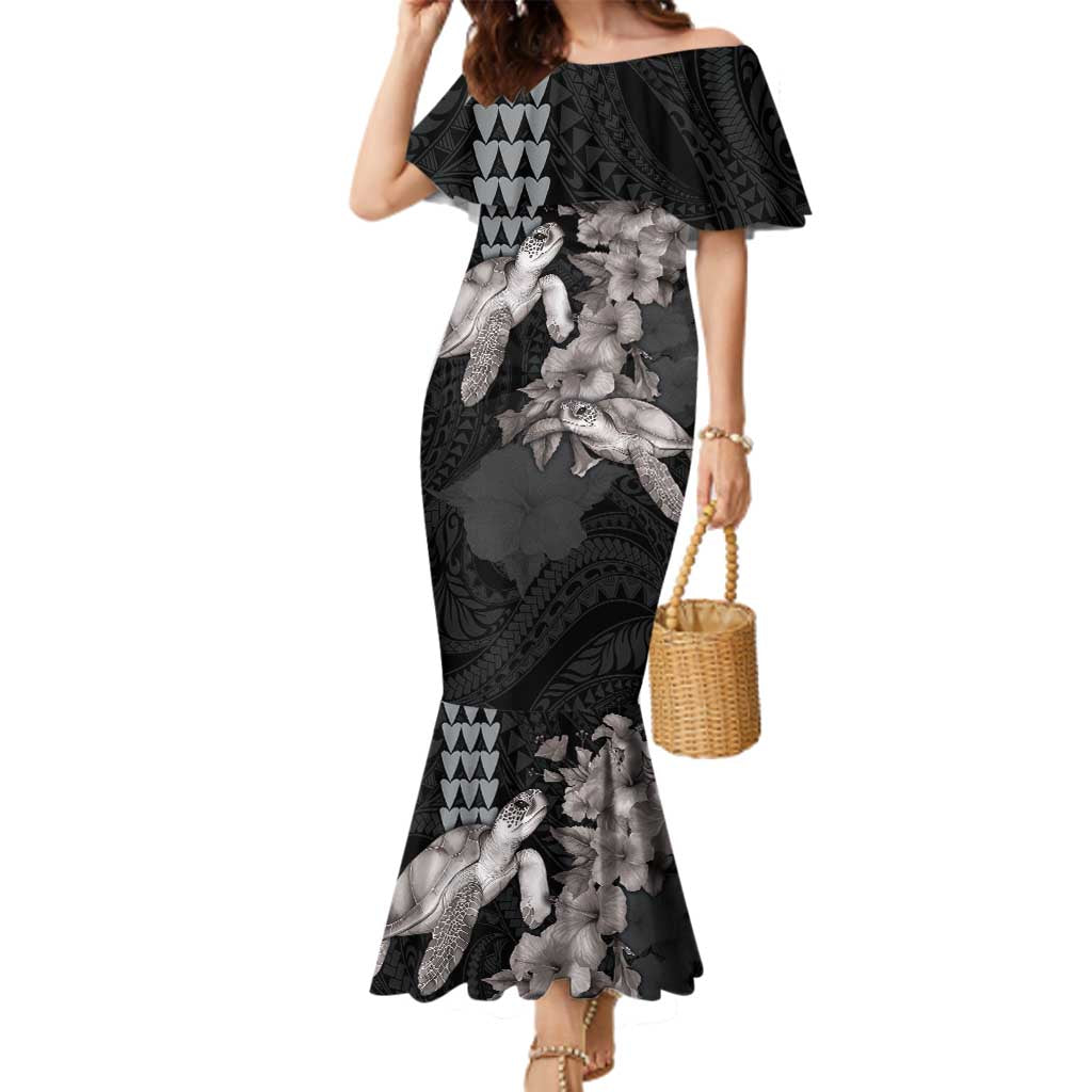 Hawaiian Turtle Love Couple Family Matching Mermaid Dress and Hawaiian Shirt - Sweet Hibiscus and Kakau Pattern Grayscale Color LT03 Mom's Dress Black - Polynesian Pride