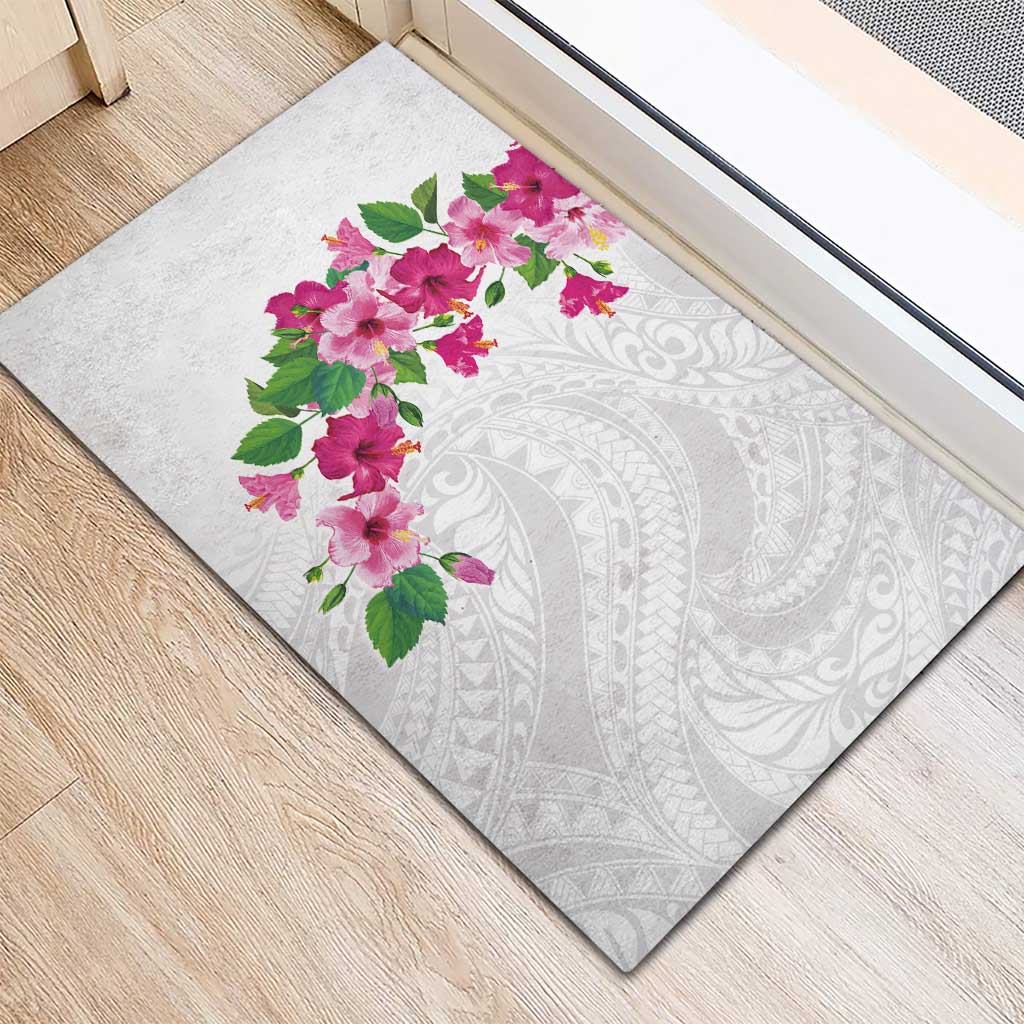 Hawaiian Hibiscus and Art Polynesian Tattoo Rubber Doormat White Color
