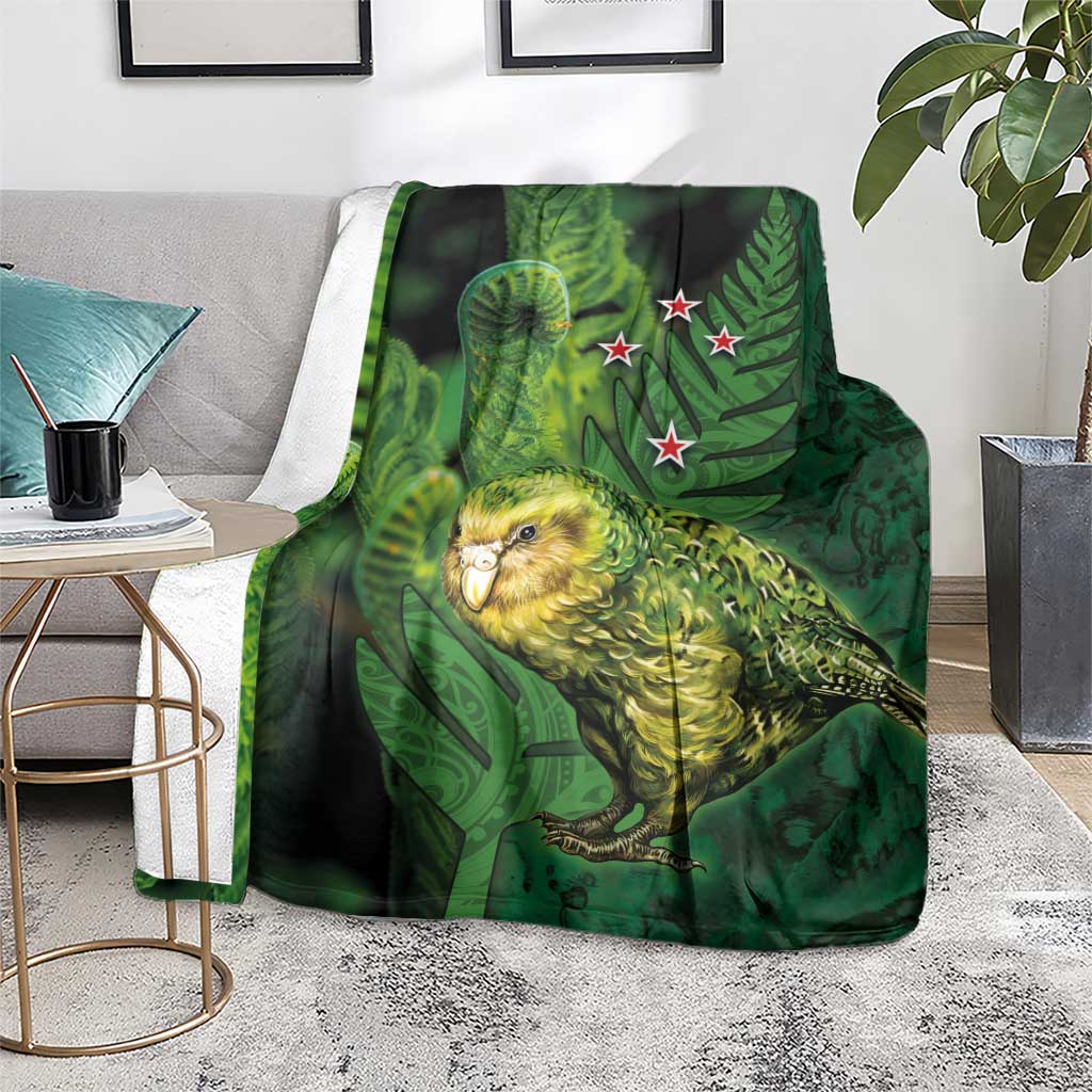 New Zealand Kkp Blanket Silver Fern with Close up of Green Fern Leaves and Maori Tattoo LT03 - Polynesian Pride