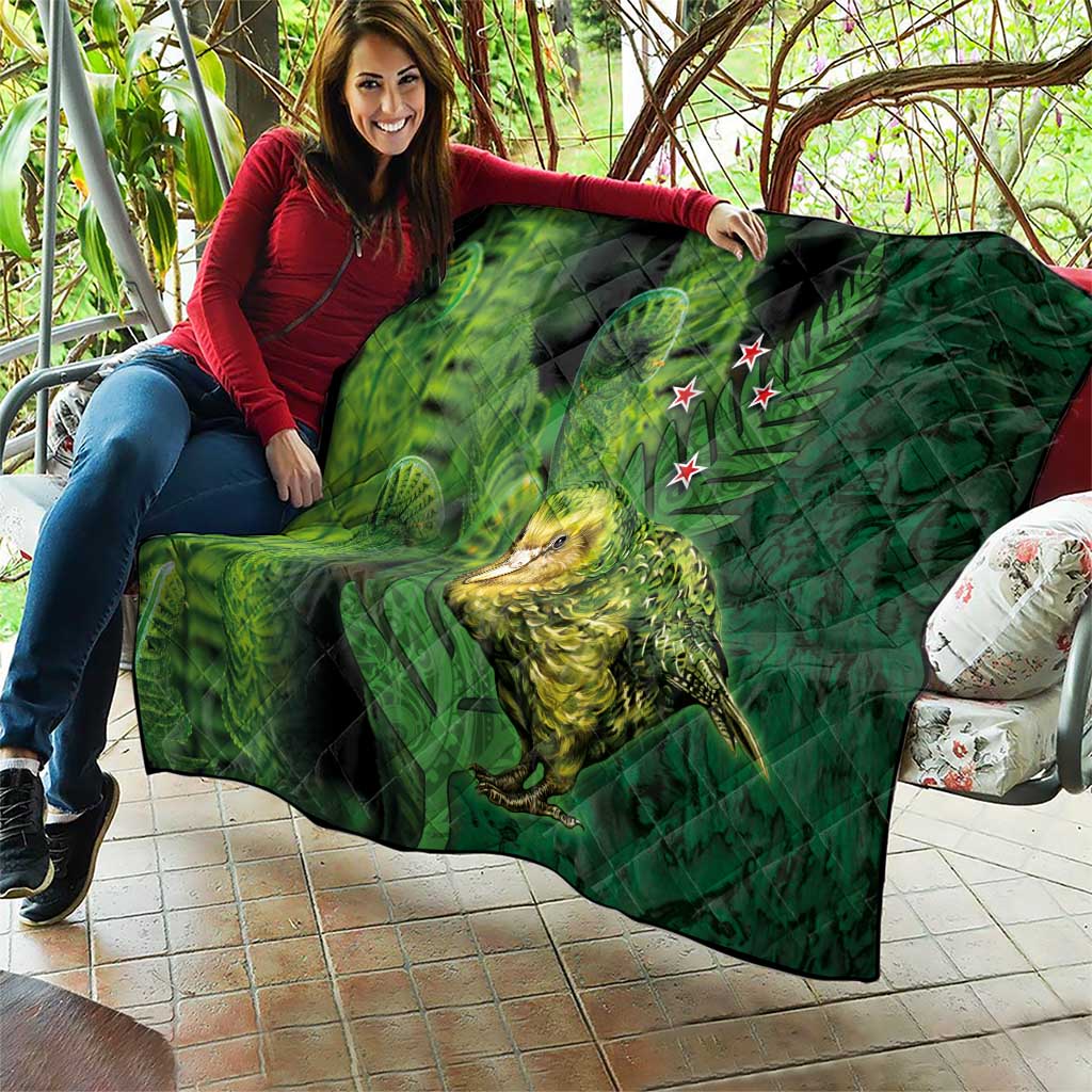 New Zealand Kkp Quilt Silver Fern with Close up of Green Fern Leaves and Maori Tattoo LT03 - Polynesian Pride