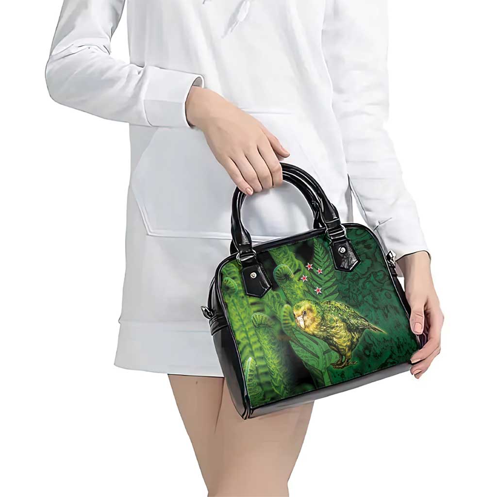 New Zealand Kkp Shoulder Handbag Silver Fern with Close up of Green Fern Leaves and Maori Tattoo LT03 - Polynesian Pride