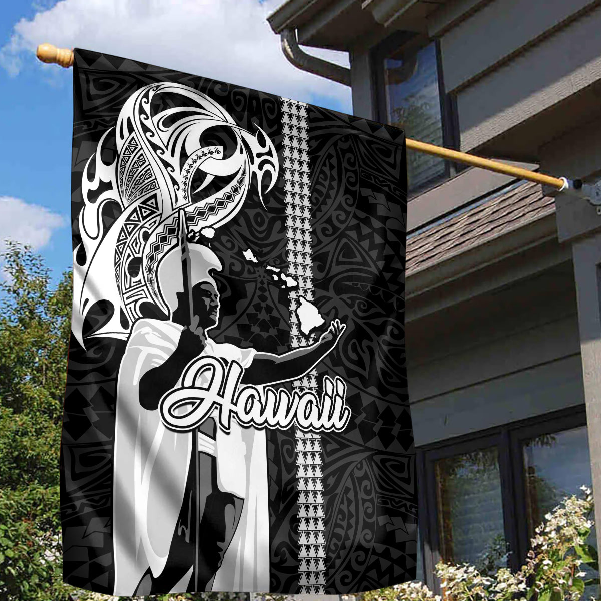Hawaii Lanai Island Garden Flag Hawaiian King and Kakau Symbols Abstract Shoulder Tattoo LT03 - Polynesian Pride