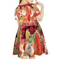 Hawaii Santa Mele Kalikimaka Kid Short Sleeve Dress Tropical Puakenikeni Lei with Polynesian Tribal Pattern - Polynesian Pride