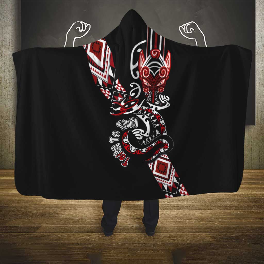 Aotearoa Toitu Te Tiriti-Honour the Treaty Hooded Blanket Maori Taniwha Haka with Taniko and Tukutuku LT03 - Polynesian Pride