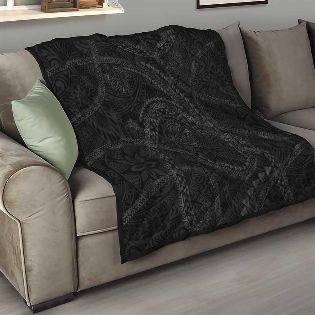 Hawaiian Kakau Art and Hisbiscus Tattoo Quilt Tribal Pattern-Black Gradient Style - Polynesian Pride
