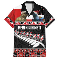 New Zealand Meri Kirihimete Family Matching Tank Maxi Dress and Hawaiian Shirt Christmas Tui Bird and Kea Bird - Haka Santa with Maori Koru Art Pattern LT03 Dad's Shirt - Short Sleeve Black - Polynesian Pride