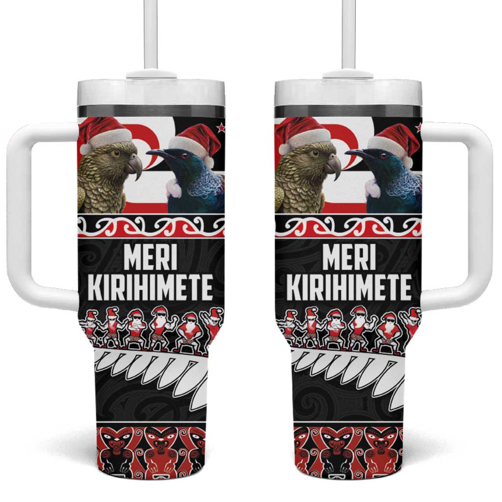 New Zealand Meri Kirihimete Tumbler With Handle Christmas Tui Bird and Kea Bird - Haka Santa with Maori Koru Art Pattern LT03 One Size: 40 oz Black - Polynesian Pride