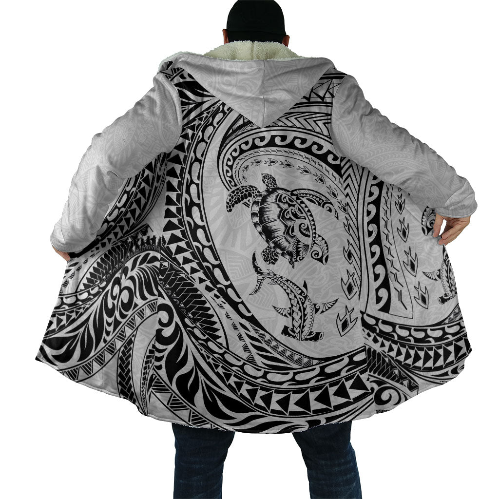 Hawaiian Turtle and Shark Cloak Kakau Tribal with Polynesian Pattern White Color