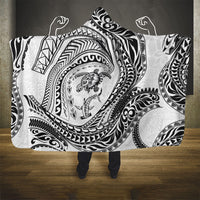 Hawaiian Turtle and Shark Hooded Blanket Kakau Tribal with Polynesian Pattern White Color