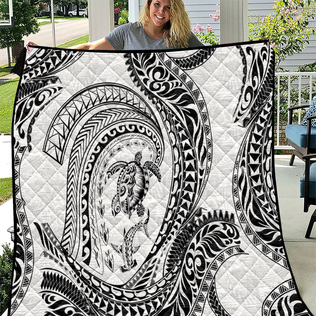 Hawaiian Turtle and Shark Quilt Kakau Tribal with Polynesian Pattern White Color