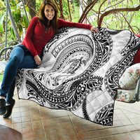 Hawaiian Turtle and Shark Quilt Kakau Tribal with Polynesian Pattern White Color