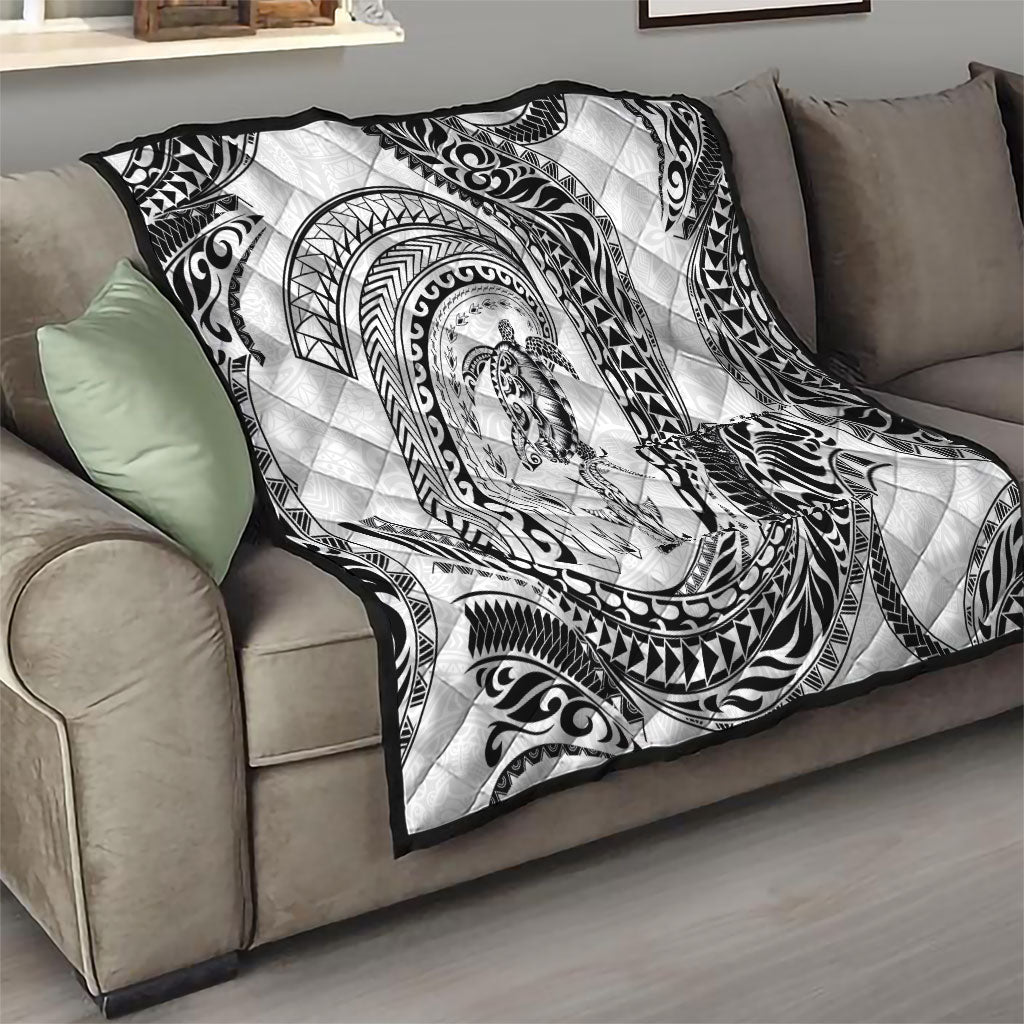 Hawaiian Turtle and Shark Quilt Kakau Tribal with Polynesian Pattern White Color
