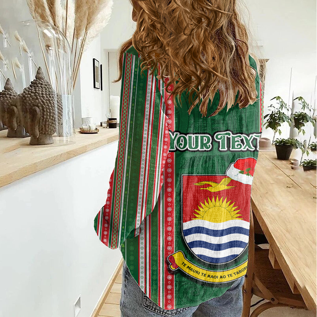 Custom Kiribati Christmas Women Casual Shirt Santa With Gift Bag Behind Ribbons Seamless Green Maori LT03 - Polynesian Pride