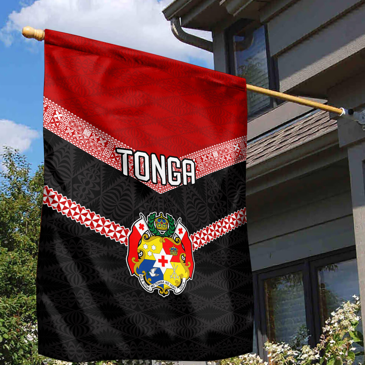Tonga Garden Flag Tonga Coat of Arms with Seamless Tapa Ngatu Pattern LT03 - Polynesian Pride