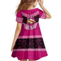 Tonga Christmas Kid Short Sleeve Dress Tongan Coat of Arms Santa With Ngatu Pattern Christmas Pink Style LT03 - Polynesian Pride