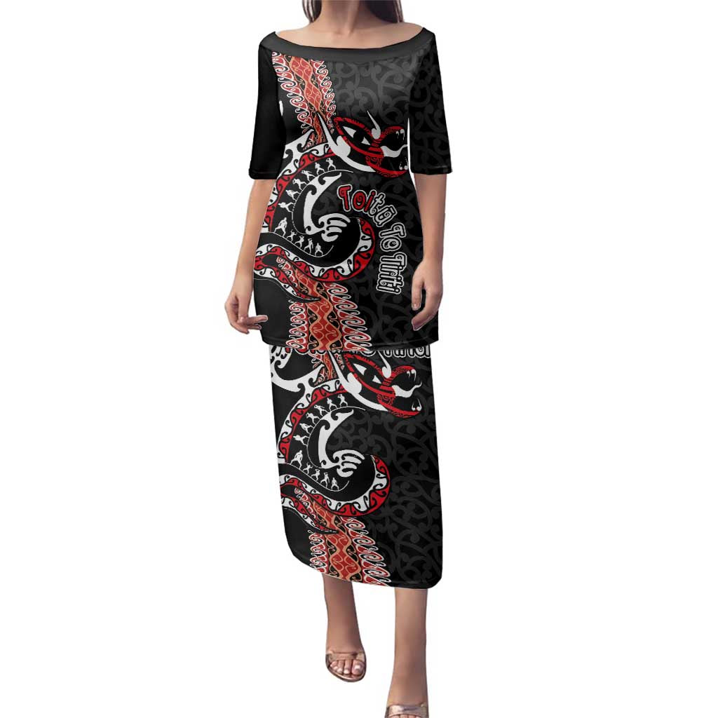 Aotearoa Toitu Te Tiriti Family Matching Puletasi and Hawaiian Shirt Maori Taniwha Haka - Honour the Treaty LT03 Mom's Dress Black - Polynesian Pride