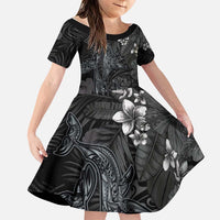 Hawaiian Tropical Plants and Tribal Whales Family Matching Summer Maxi Dress and Hawaiian Shirt Polynesian Art Tattoo Grayscale LT03 Daughter's Dress Black - Polynesian Pride