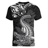 New Zealand Crocodile Tattoo and Fern Women V-Neck T-Shirt Maori Pattern