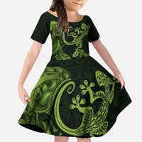 New Zealand Gecko Maori Art Tattoo Family Matching Mermaid Dress and Hawaiian Shirt LT03 Daughter's Dress Green - Polynesian Pride