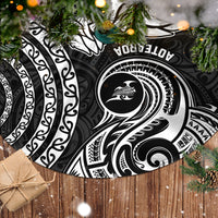 New Zealand Tree Skirt Stylized Kiwi Bird Tattoo Mix Koru Circle and Maori Ethnic Vibe LT03 - Polynesian Pride