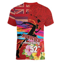 Honolulu Anniversary 52nd Running Women V-Neck T-Shirt Marathon Competition Kakau Pattern Red Color